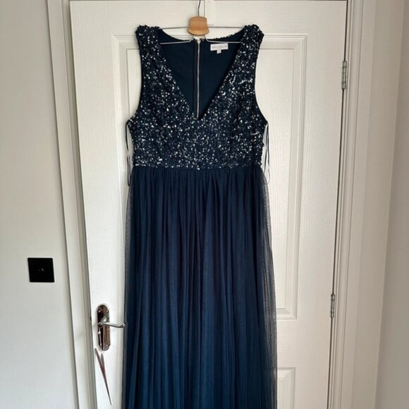 Deluxe Evening dress - Picture 1 of 3